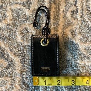 Coach hang tag